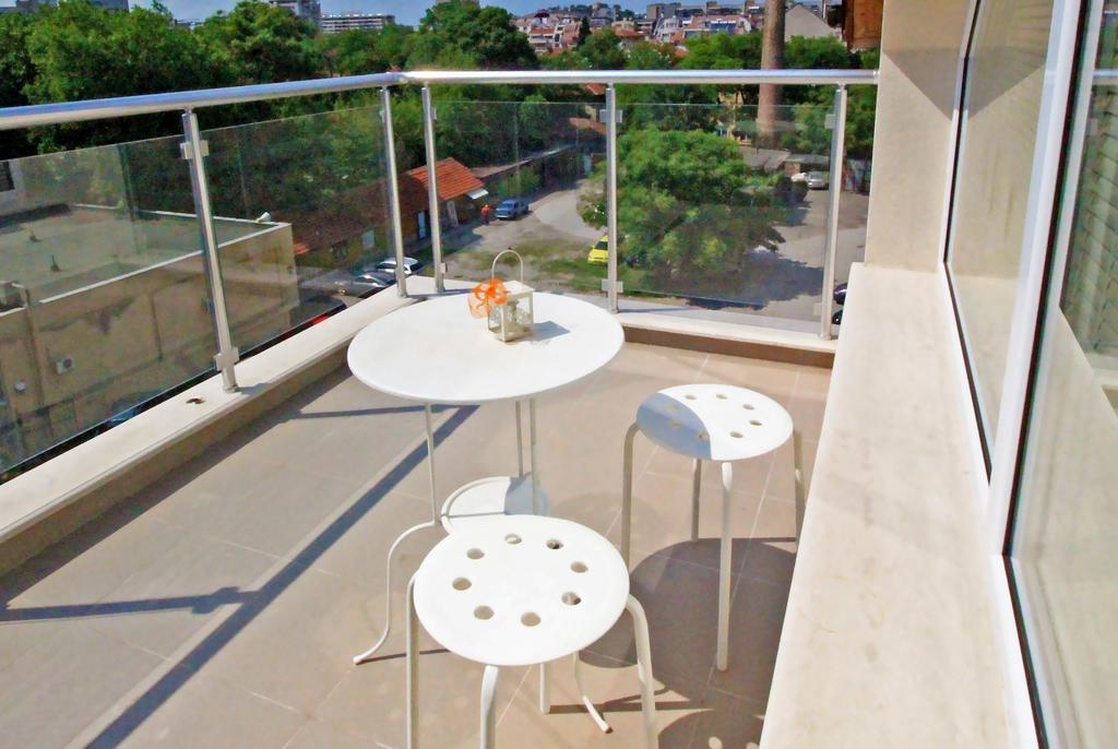 Lilly Apartments Plovdiv Buitenkant foto