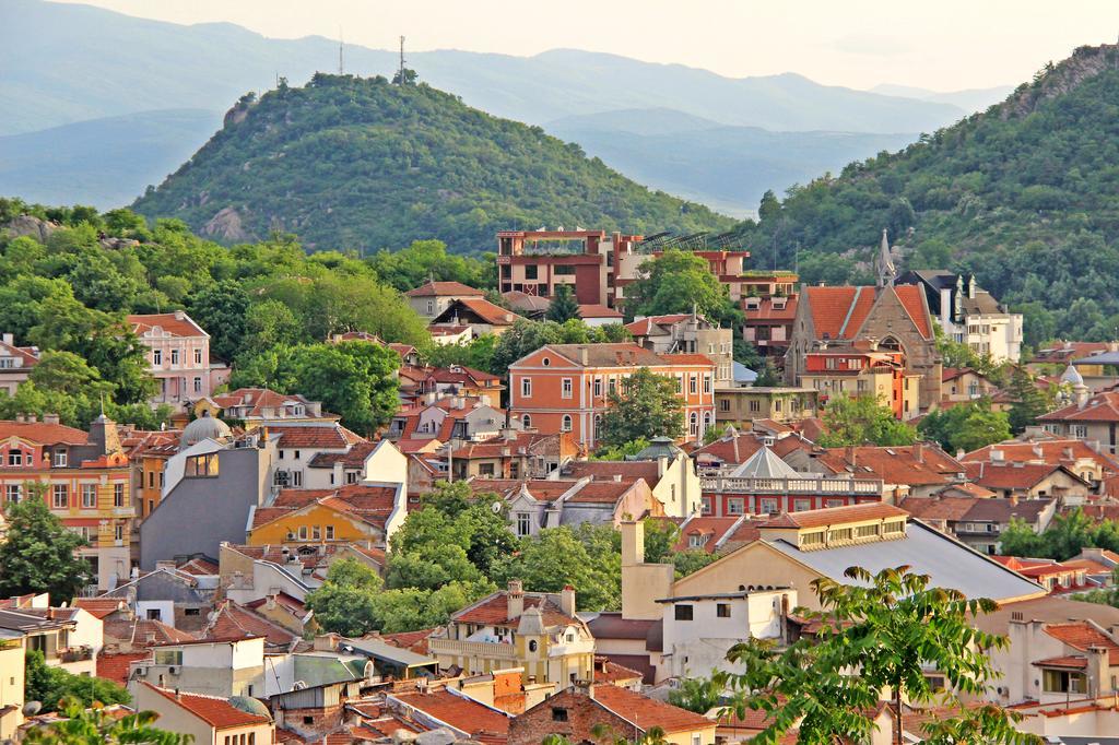 Lilly Apartments Plovdiv Buitenkant foto